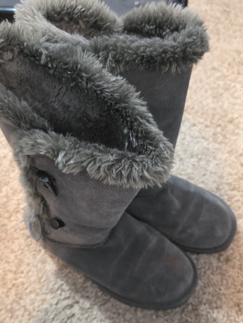 Sonoma Grey Boot Sole with Branded Tread